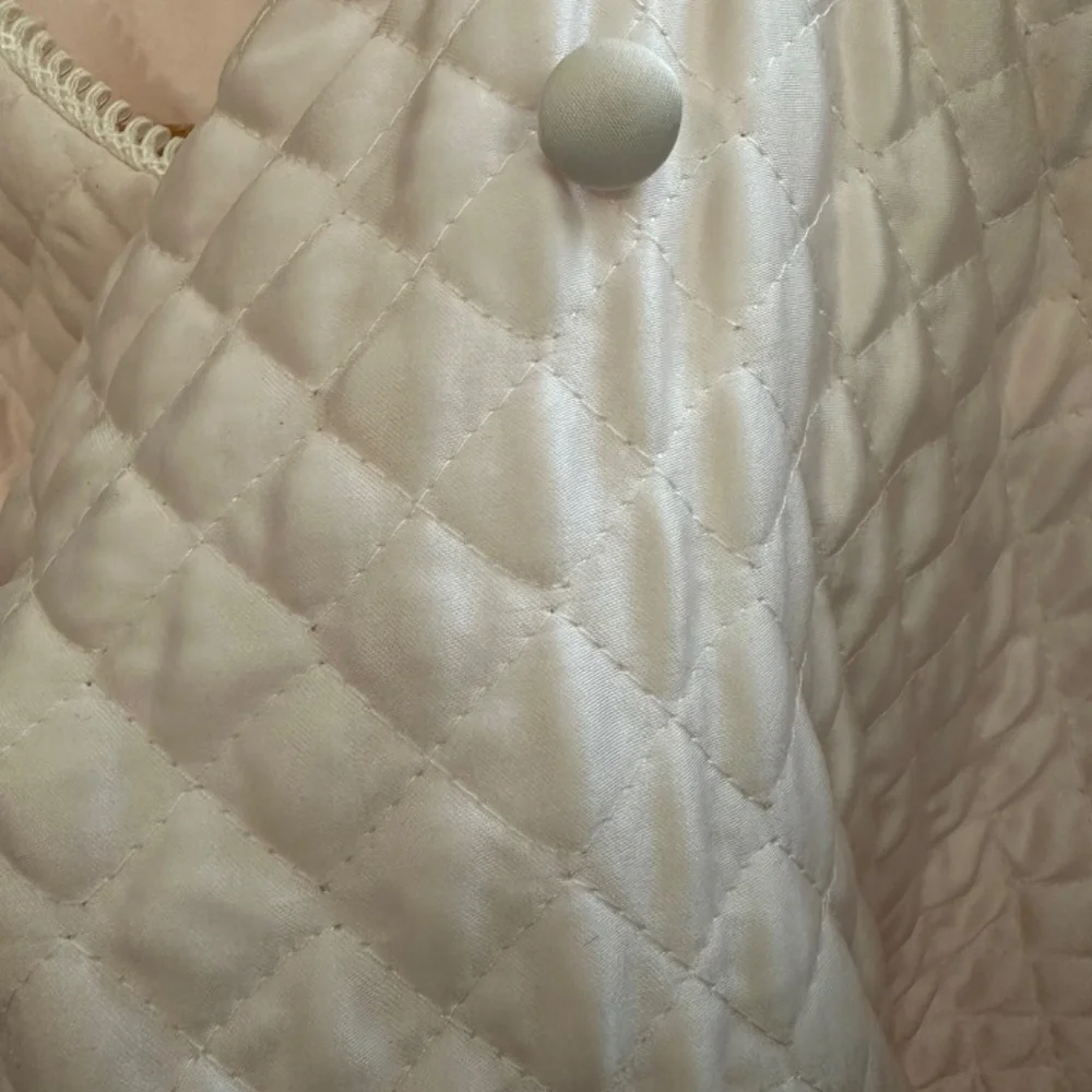 Christian Dior Night Robe - Picture 8 of 9